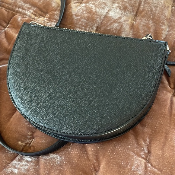 Calvin Klein Black Crossbody. Or clutch. Excellent condition. Work or travel - Picture 4 of 8